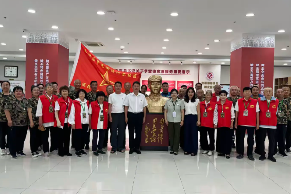 “志愿紅耀八一，情系 *** 可愛的人”——東洲區(qū)章黨街道河?xùn)|社區(qū)慶八一主題活動